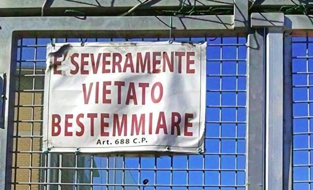 Bestemmia o blasfemia: la definizione